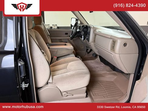 Used 2007 GMC Sierra 2500 SLE w/ Onstar Plus Package AWD/4WD image 54