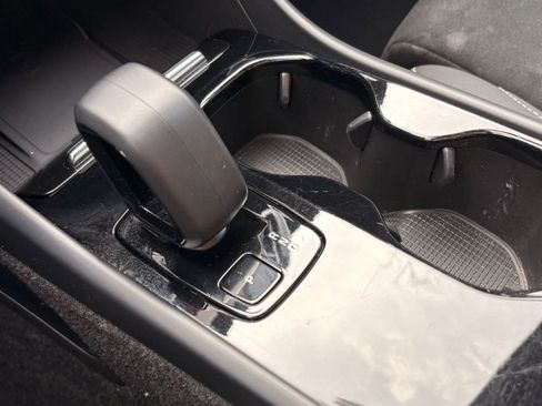 Certified 2023 Volvo C40 P8 Recharge Ultimate image 30