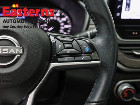 Used 2024 Nissan Altima 2.5 SV w/ SV Premium Package AWD/4WD image 16