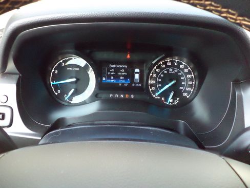 Used 2023 Ford Ranger XLT w/ Equipment Group 302A High AWD/4WD image 12
