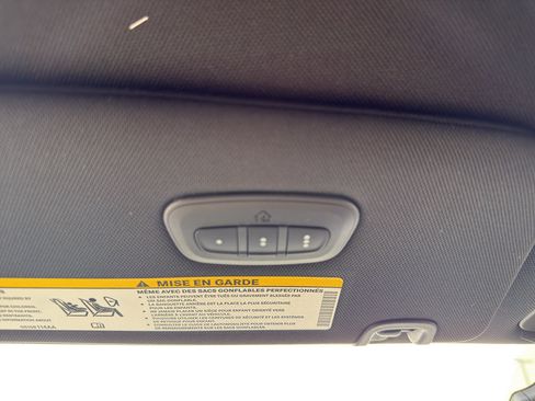 New 2026 Chrysler Pacifica Select FWD image 23