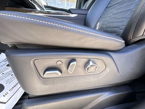 Certified 2026 Cadillac Escalade Platinum Sport w/ LPO, ONYX Package AWD/4WD image 20