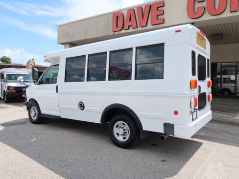 Used 2014 Chevrolet Express 3500 w/ School Bus Package RWD image 6