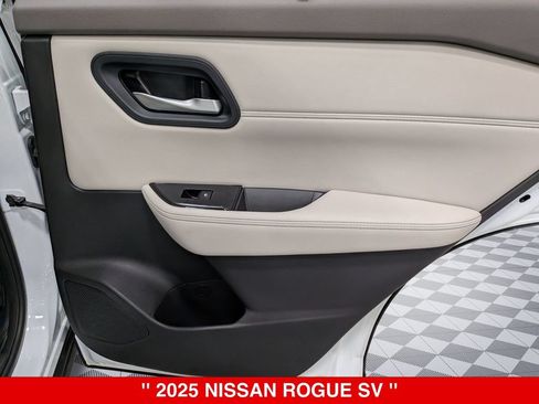 Certified 2025 Nissan Rogue SV w/ SV Premium Package AWD/4WD image 32