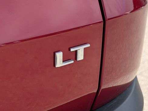 Used 2024 Chevrolet Traverse LT AWD/4WD image 24