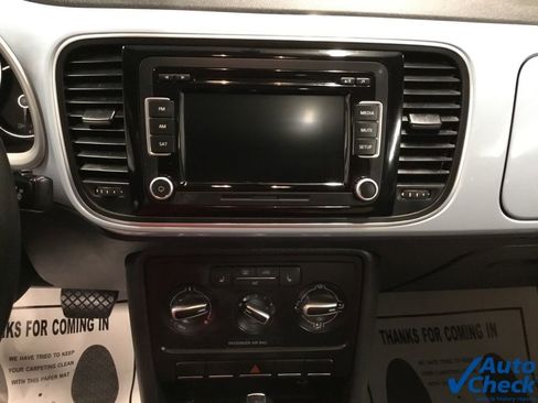 Used 2012 Volkswagen Beetle 2.5 FWD image 35