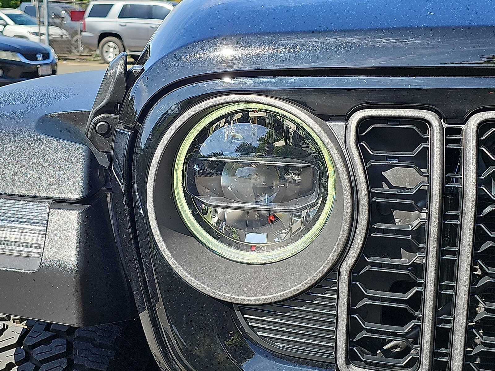 Used 2026 Jeep Gladiator Mojave AWD/4WD image 9
