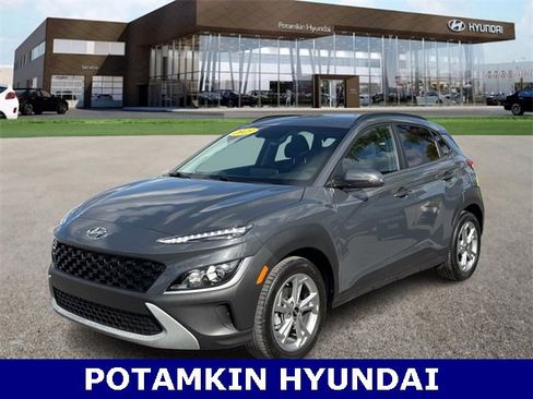 Used 2023 Hyundai Kona SEL image 1