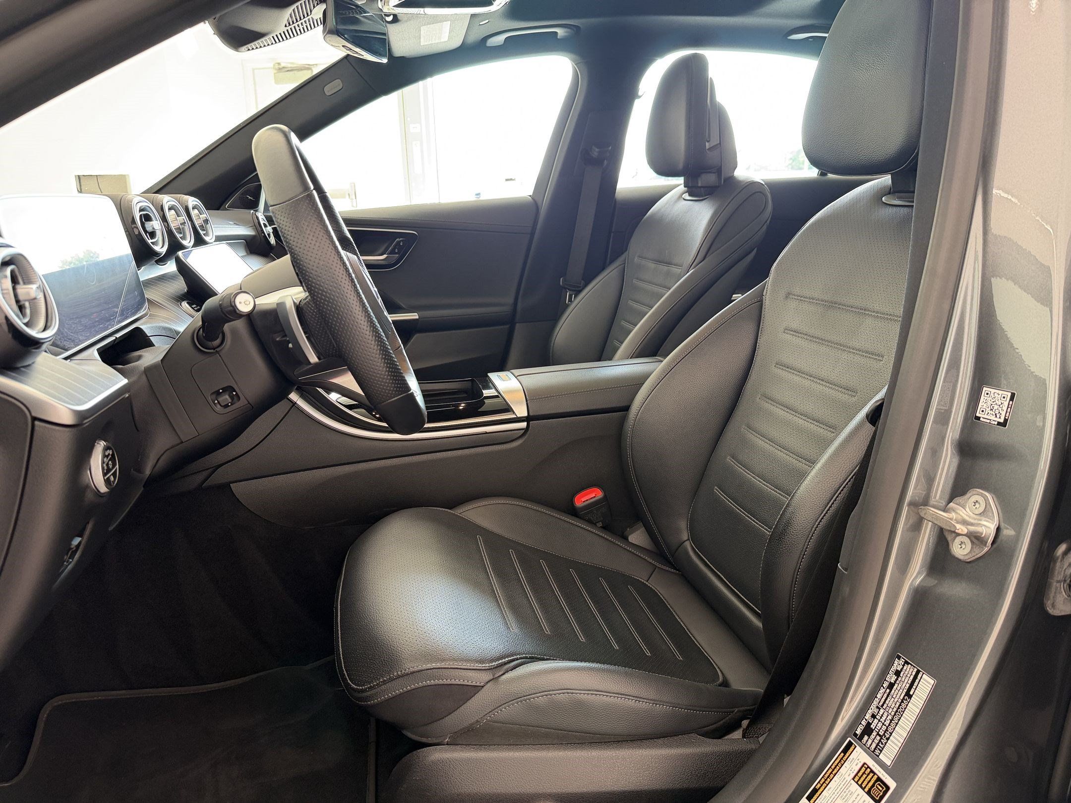 Used 2022 Mercedes-Benz C 300 4MATIC Sedan image 5