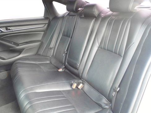 Used 2022 Honda Accord Sport image 13