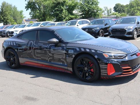 Used 2023 Audi RS e-tron GT AWD/4WD image 3