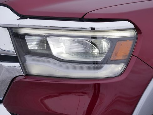Used 2021 RAM 1500 Laramie image 16