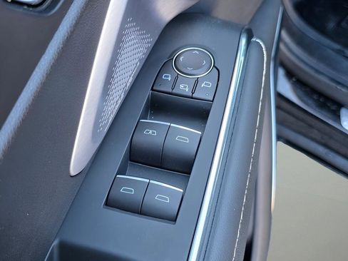 Used 2025 GMC Acadia Denali w/ Super Cruise Package image 19