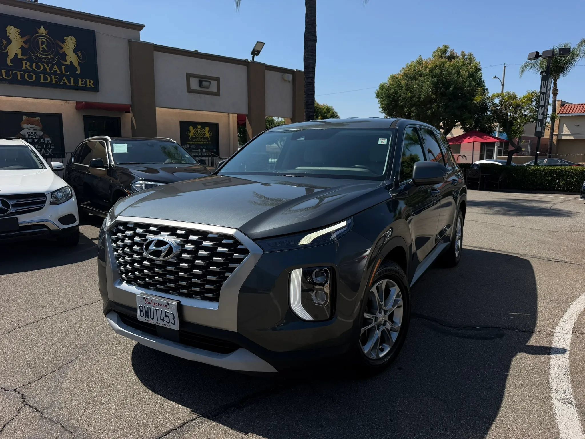 Used 2021 Hyundai Palisade SE FWD image 1
