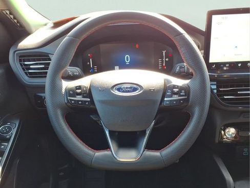Used 2023 Ford Escape ST-Line w/ Tech Pack #1 AWD/4WD image 11