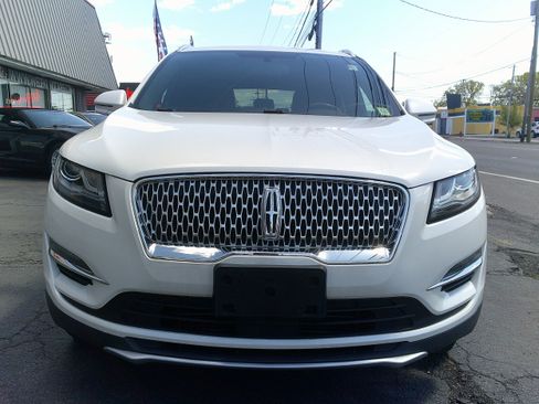 Used 2019 Lincoln MKC Select w/ Select Plus Package AWD/4WD image 9