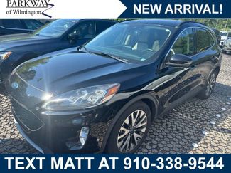 Used 2020 Ford Escape Titanium FWD video 1