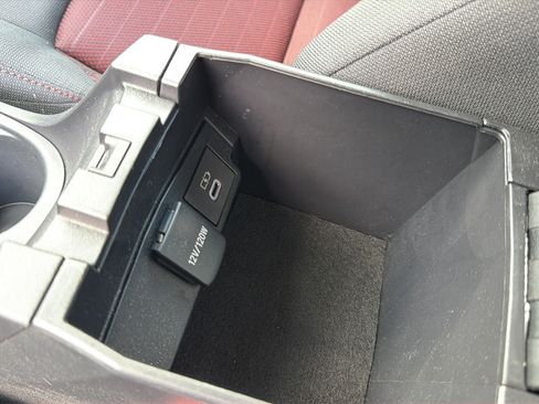 Used 2026 Toyota Corolla SE FWD image 26