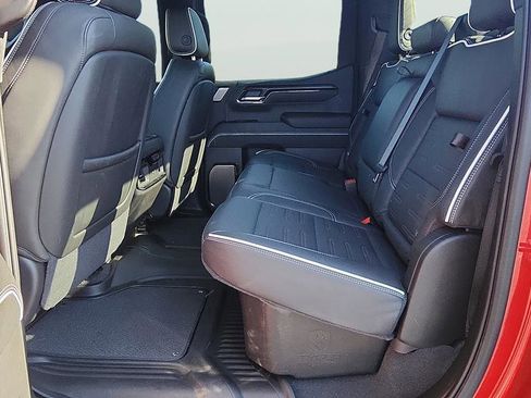 Used 2025 GMC Sierra 1500 AT4X image 16