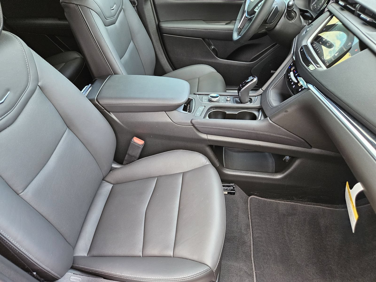 New 2026 Cadillac XT5 Premium Luxury w/ Driver Assist Package FWD image 16