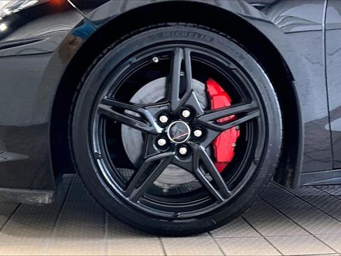 Used 2022 Chevrolet Corvette Stingray Premium Cpe w/ 3LT image 23