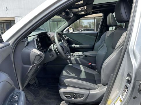 Used 2025 Lexus TX 350 AWD image 15