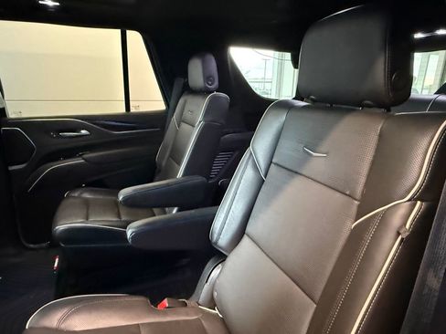 Used 2021 Cadillac Escalade Sport image 13