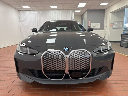 Used 2026 BMW i4 xDrive40 AWD/4WD image 5