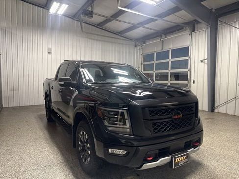 Used 2021 Nissan Titan PRO-4X w/ Pro-4x Convenience Package image 30