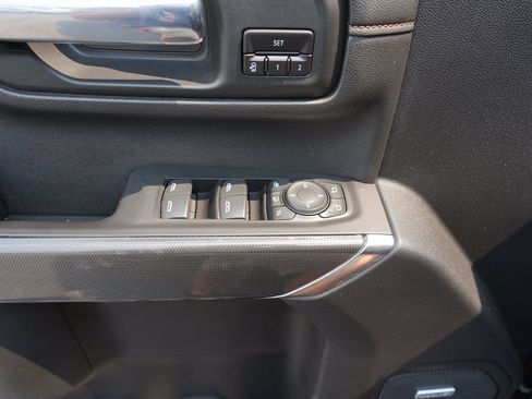 Used 2020 GMC Sierra 3500 AT4 w/ AT4 Premium Package AWD/4WD image 18