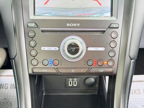 Used 2019 Ford Fusion Energi Titanium FWD image 66
