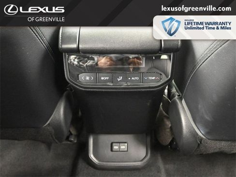 Used 2022 Toyota Highlander XSE image 28