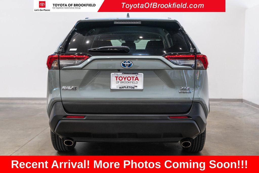 Certified 2023 Toyota RAV4 XLE AWD/4WD image 7