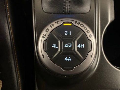 Used 2021 Ford Bronco Badlands image 21