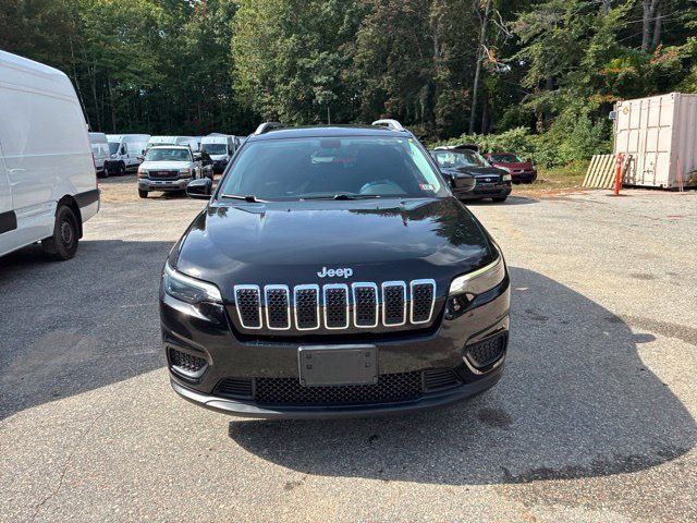 Used 2020 Jeep Cherokee Latitude FWD image 2