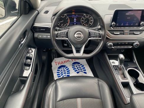 Certified 2024 Nissan Altima 2.5 SR image 36