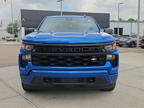 Used 2022 Chevrolet Silverado 1500 Custom RWD image 3