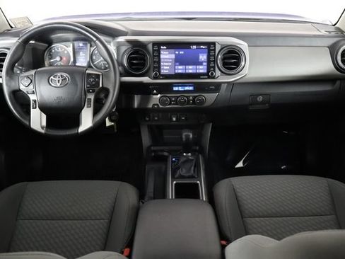 Used 2022 Toyota Tacoma SR5 w/ Technology Package RWD image 13