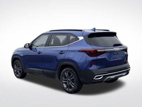 Used 2023 Kia Seltos S w/ Navigation Package AWD/4WD image 8