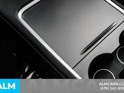 Used 2025 Tesla Model Y Long Range image 42