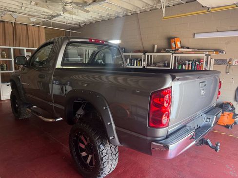 Used 2007 Dodge Ram 1500 Truck SLT w/ TRX4 Group AWD/4WD image 4