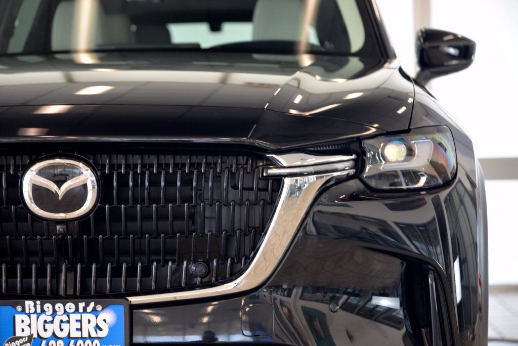 Certified 2026 MAZDA CX-90 Plug-In Hybrid w/ Premium Plus AWD/4WD image 11
