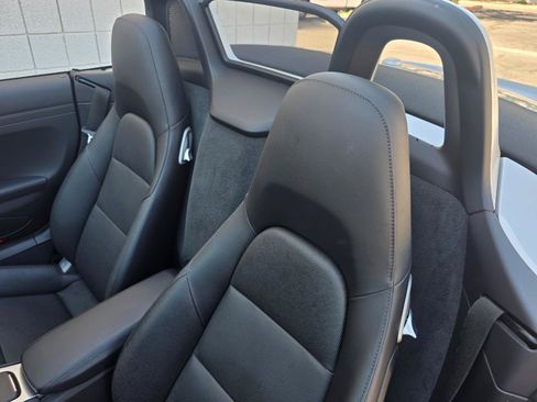 Used 2018 Porsche 718 Boxster S RWD image 35