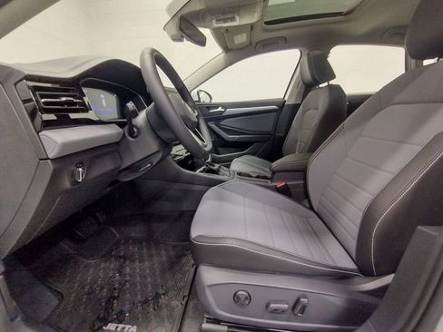 New 2026 Volkswagen Jetta SE image 22