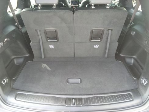 Used 2023 Jeep Grand Cherokee L Laredo image 8