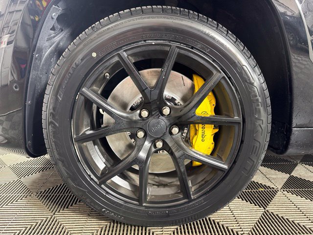 Used 2018 Jeep Grand Cherokee Trackhawk AWD/4WD image 10