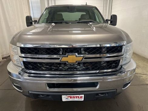 Used 2014 Chevrolet Silverado 2500 LT w/ Interior Plus Package AWD/4WD image 3