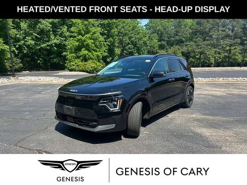 Used 2024 Kia Niro Wave FWD image 1