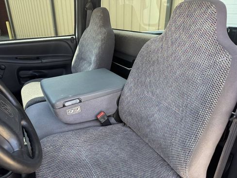 Used 2001 Dodge Ram 2500 Truck 4x4 Regular Cab image 17