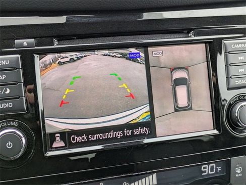 Used 2019 Nissan Rogue SL image 23